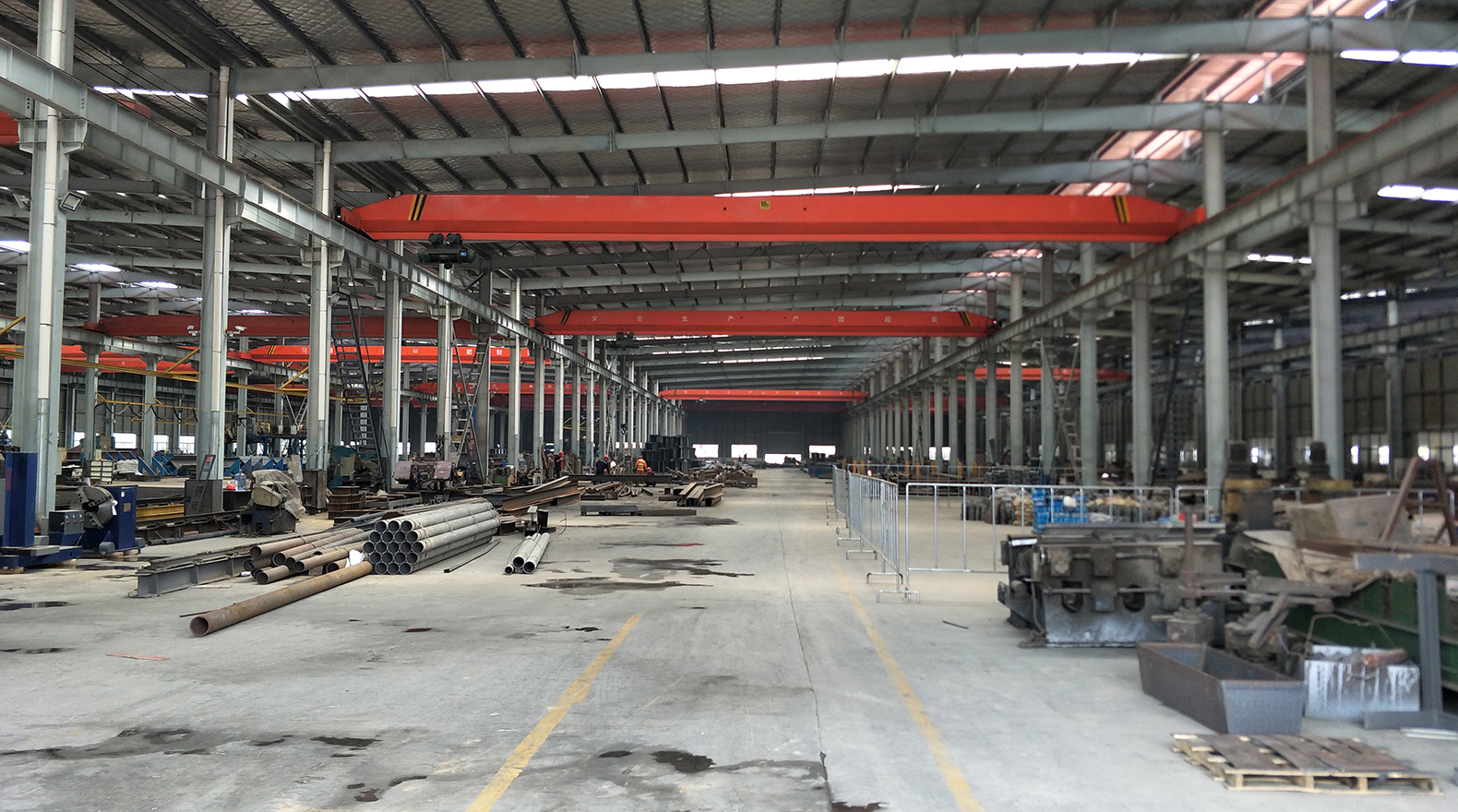 <span style="font-size:18px;"><strong>Fabrication</strong></span>