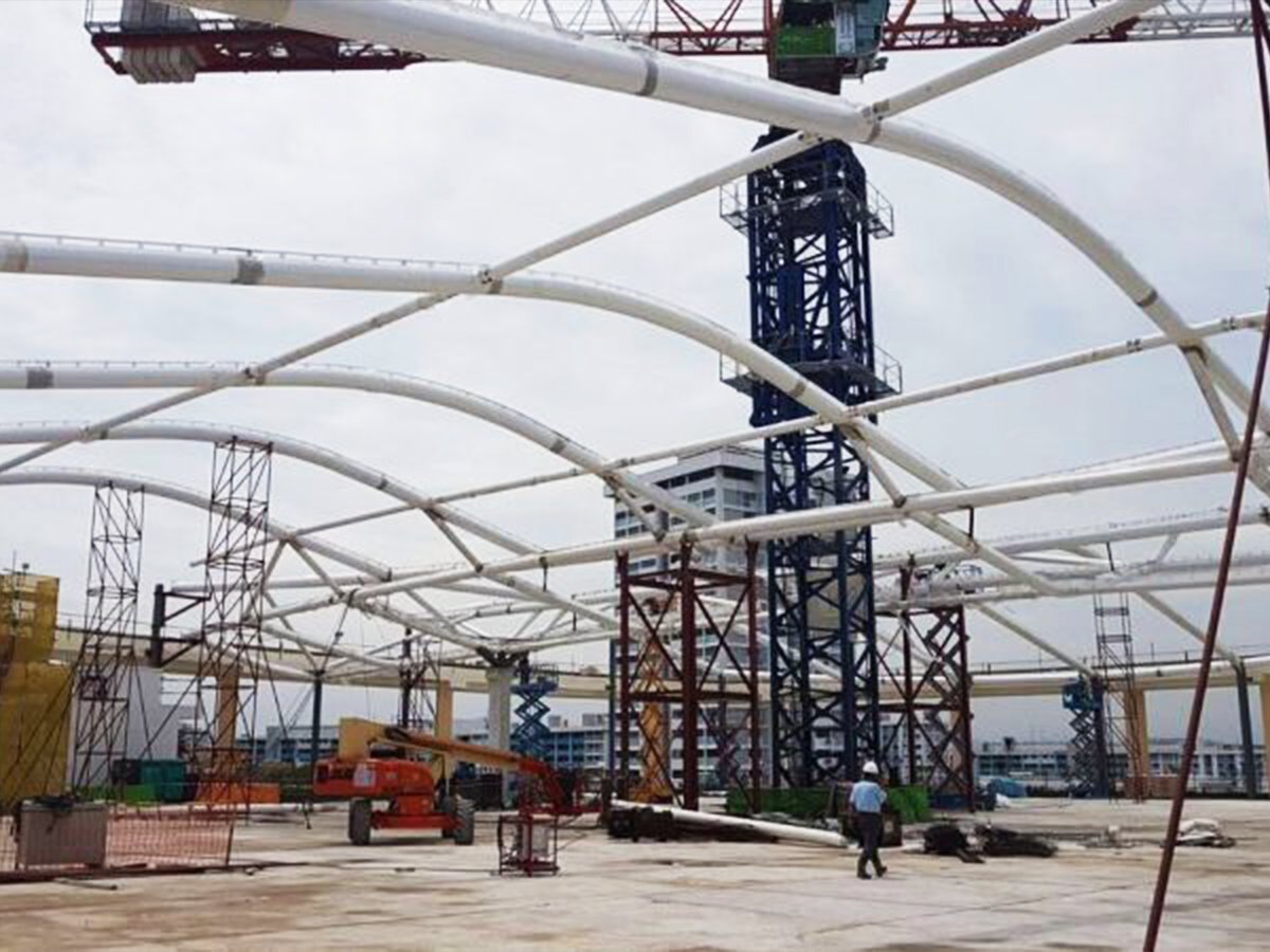 Commercial Steel Truss Framework